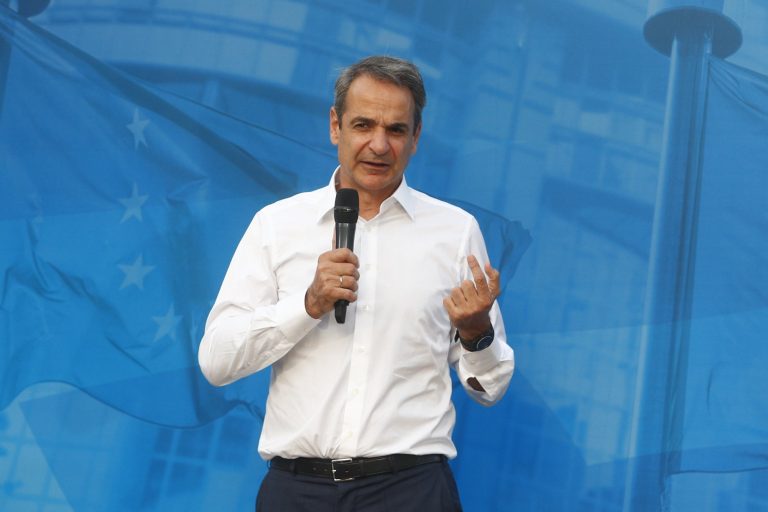 Όλα του Κάμπου δύσκολα για το Μαξίμου – Στη Λάρισα ο Μητσοτάκης με δύο ανοιχτά «μέτωπα»