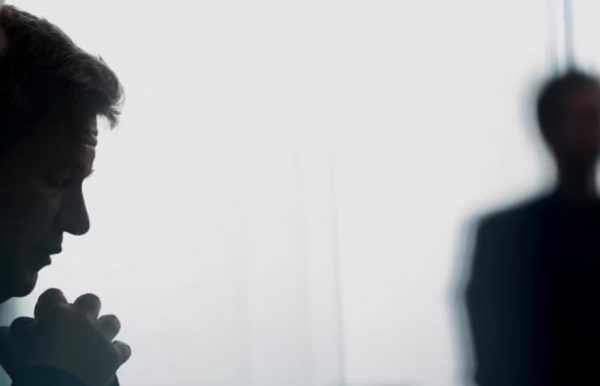 «Γειά σου, είσαι πολύ γλυκός» – Πως η μοναξιά μπορεί να βλάψει την ασφάλεια των ΗΠΑ