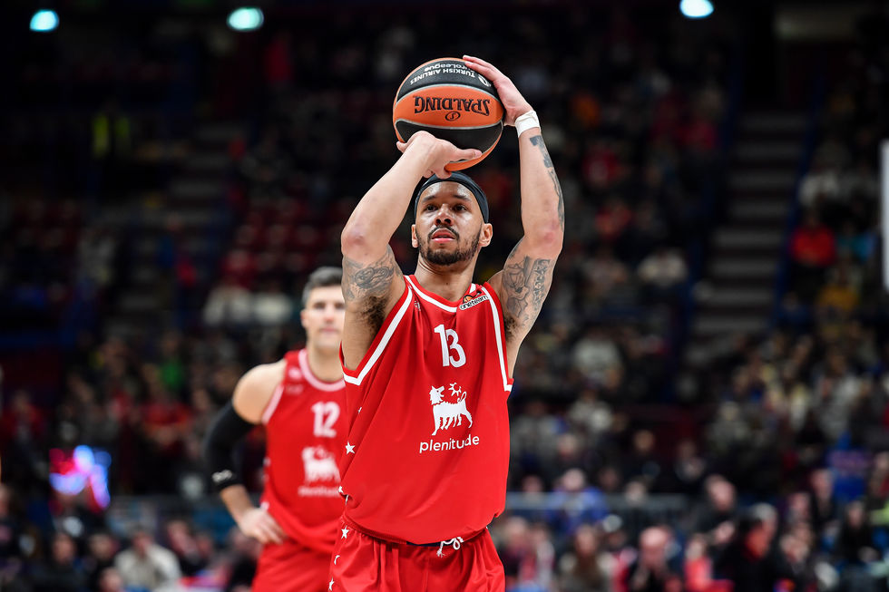 Αποχωρεί από την Αρμάνι ο Νέιπιερ