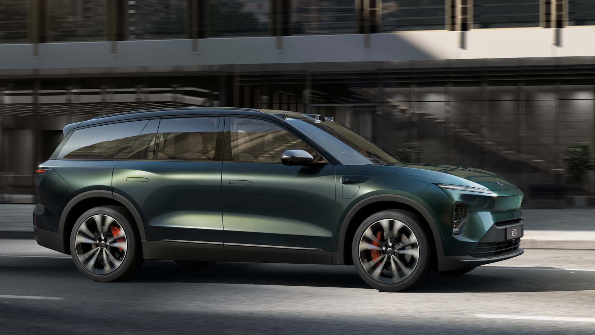 Nio EL8: Κινεζική επίθεση χρηστικής πολυτέλειας