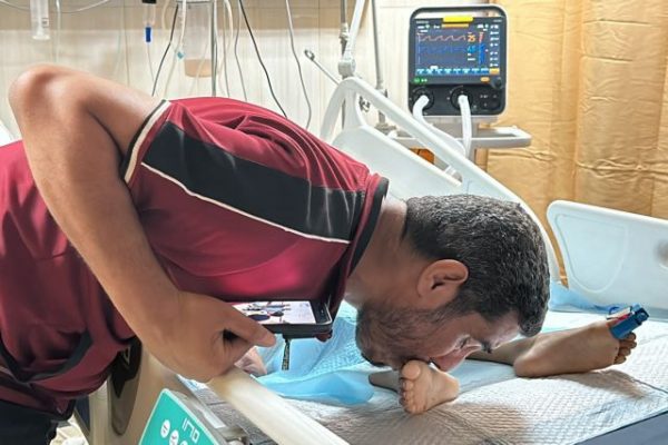 Γάζα: Στη σφαγή της Νουσεϊράτ – «Αυτό είναι το μακελειό που έζησα» (Προσοχή! Σκληρές εικόνες)