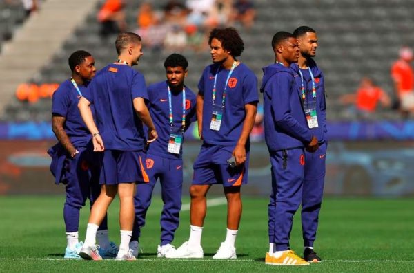 Οι 11άδες για την αναμέτρηση της Ολλανδίας με την Αυστρία (pics)