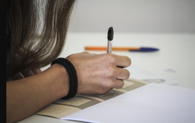 Πανελλαδικές 2024: Η ώρα των ειδικών μαθημάτων για τους υποψηφίους