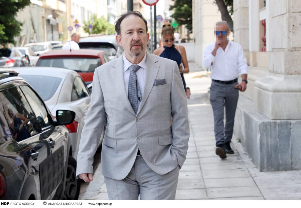 Παντρεύτηκε ο Γιάννης Παπαμιχαήλ με την Ελένη Κολτζή – Δείτε βίντεο και φωτογραφίες