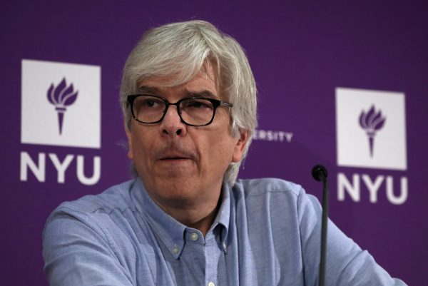 Νομπελίστας οικονομολόγος προειδοποιεί για φούσκα ΑΙ