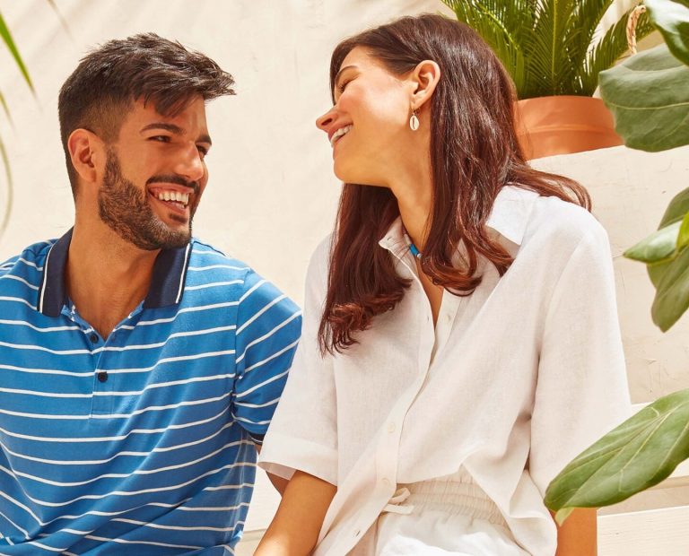 Summer Essentials: Μία καλοκαιρινή συλλογή για μικρούς και μεγάλους που φέρνει στην επιφάνεια την πιο χαλαρή εκδοχή μας