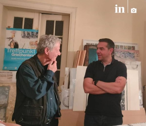 Συνάντηση του Αλέξη Τσίπρα με τον εικαστικό Γιάννη Ψυχοπαίδη για το Βραβείο Ειρήνης των Πρεσπών