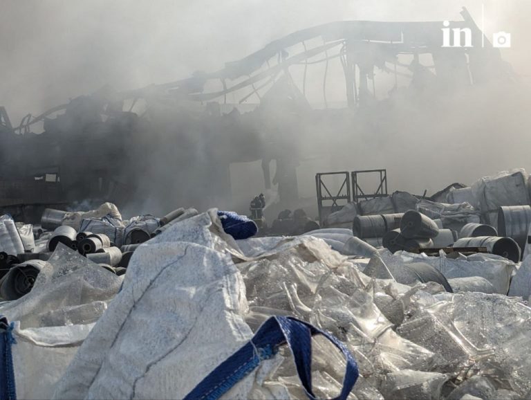 Πυρκαγιά στην Κηφισιά: Να σταματήσουμε την εισροή αέρα σε εσωτερικούς χώρους, προειδοποιεί ο Σαρηγιάννης