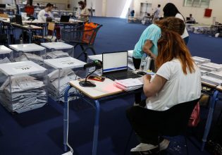 Παράταση στο ωράριο λειτουργίας των γραφείων ταυτοτήτων – διαβατηρίων το Σαββατοκύριακο, λόγω ευρωεκλογών