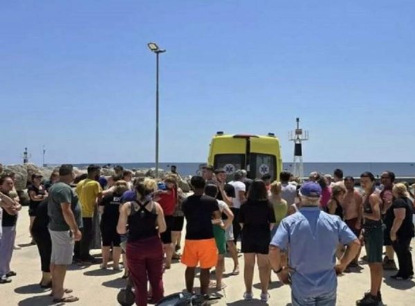 Κρήτη: Έρανος για την κηδεία του μικρού Νικόλα που πνίγηκε στην παραλία της Άρβης