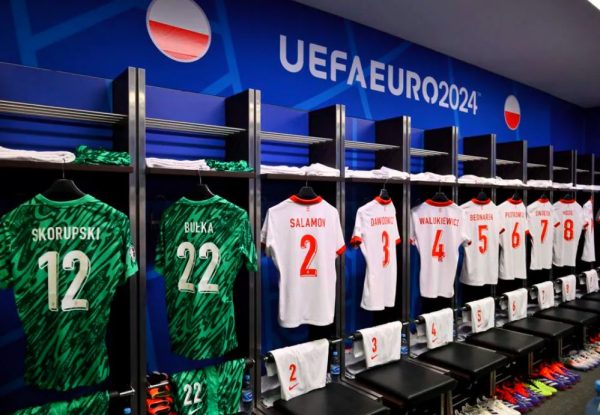 Οι 11άδες στο Πολωνία – Αυστρία (pics)