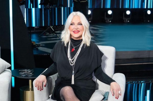 Ρούλα Κορομηλά: «Δεν μπορούσα να περπατήσω καν, ούτε να φάω, ούτε να σηκώσω τα χέρια μου, ούτε τίποτα»