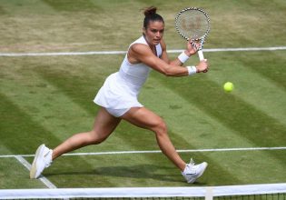 Σάκκαρη – Αζαρένκα 0-2: Πρόωρος αποκλεισμός στο Βερολίνο για τη Μαρία (vid)