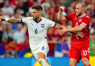 Δανία – Σερβία 0-0: Οι Σκανδιναβοί πήραν τον βαθμό και πέρασαν στα νοκ-άουτ (vid)