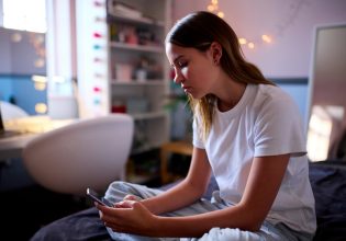 Γιατί η αναμονή μάς αγχώνει περισσότερο; 