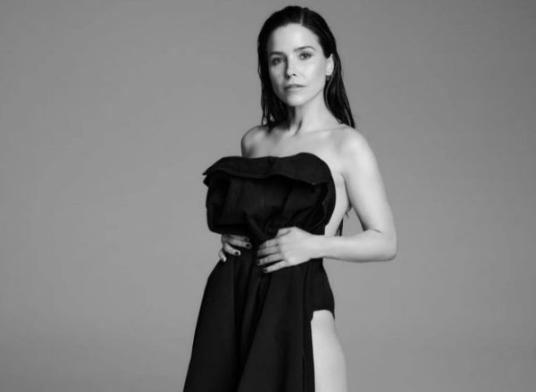 Τα τρυφερά φιλιά της Sophia Bush με τη σύντροφό της Ashlyn Harris