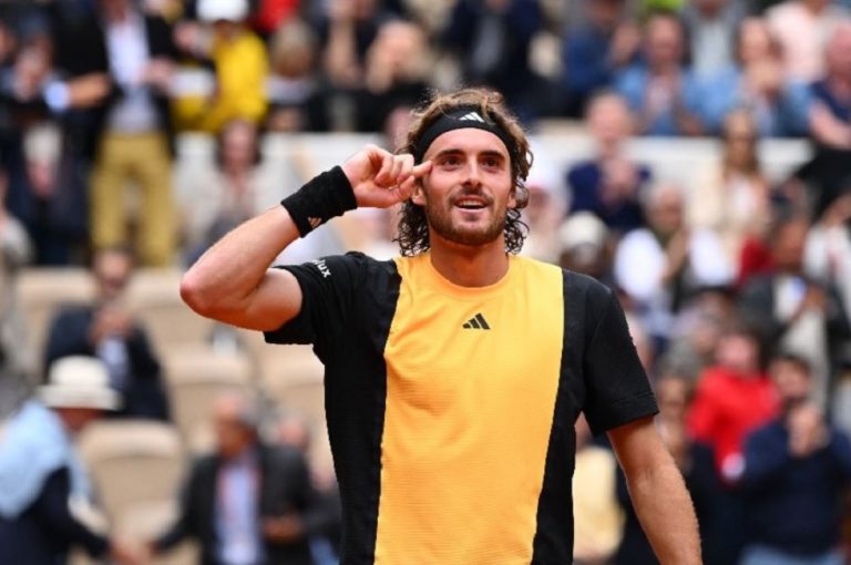 Ο Τσιτσιπάς απέσυρε τη συμμετοχή του από το μεικτό διπλό