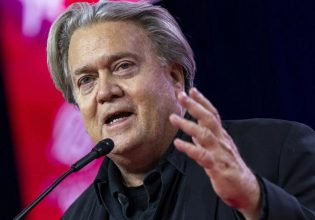 Στην φυλακή ο Στιβ Μπάνον – Θα εκτίσει κανονικά την ποινή του