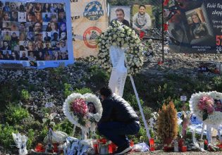 Τέμπη: Οργή για την υπουργοποίηση της Παπακώστα – «Δοκιμάζουν τις αντοχές μας»