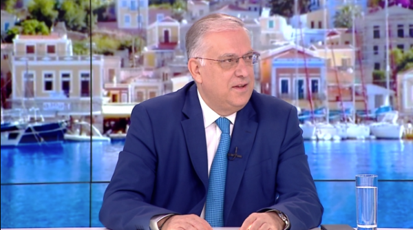 Ακρίβεια – Θεοδωρικάκος: Τριπλασιάζονται τα ανώτατα πρόστιμα για αθέμιτες πρακτικές και κερδοσκοπία