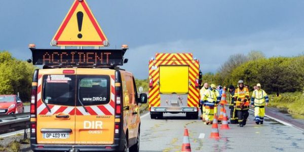 Γαλλία: 7 νεκροί και 2 τραυματίες σε τροχαίο κοντά στη Σαρτρ – Απανθρακώθηκαν 5 νεαροί