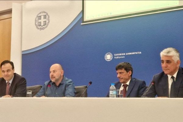 Νομοθετικές προτάσεις της ΚΕΔΕ για τα έργα διέλευσης τηλεπικοινωνιακών δικτύων σε κοινόχρηστους χώρους