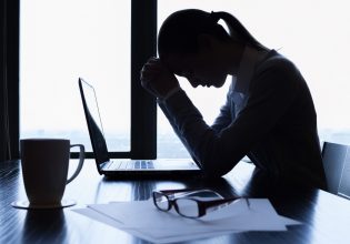 Ασπιρίνη ως «ασπίδα» ενάντια στα… παρατράγουδα της έλλειψης ύπνου