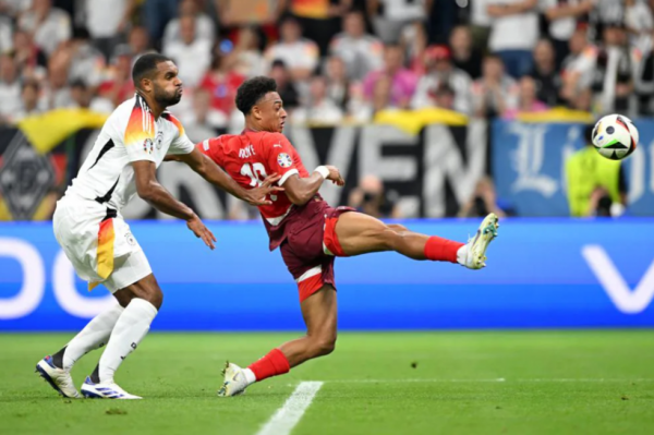 Άνοιξε το σκορ η Ελβετία κόντρα στην Γερμανία (1-0, vids)