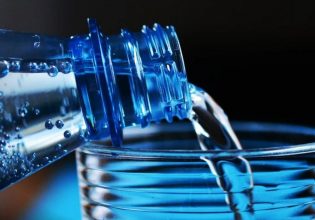 Τουρισμός – Νερό: Οι Αμερικανοί απορούν για την εμπορευματοποίησή του στην Ευρώπη – «Γιατί να το πληρώνω;»