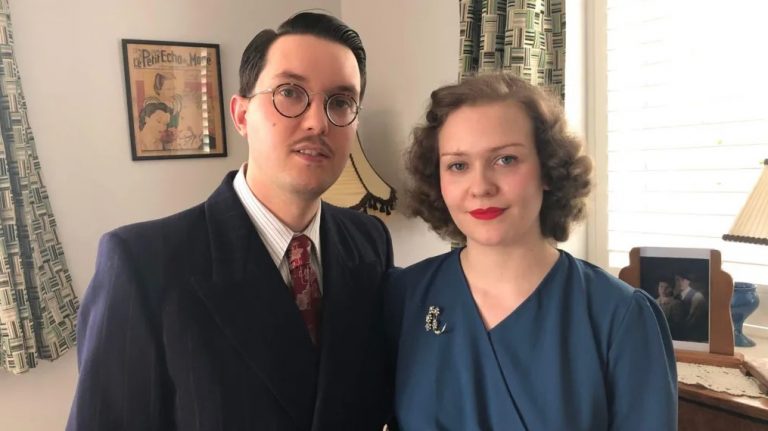 Είναι νέοι, ερωτευμένοι και ζουν στη δεκαετία του ’40