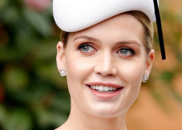 Λαίδη Kitty Spencer: Η ανιψιά της Diana αποκάλυψε το ελληνικό όνομα της κόρης της