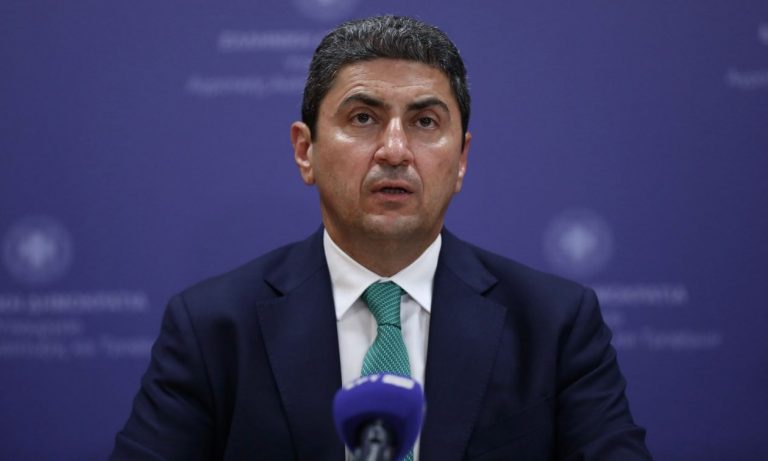 Αυγενάκης: Μήνυση σε βάρος του υπέβαλε ο υπάλληλος του αεροδρομίου, για εξύβριση και απειλή