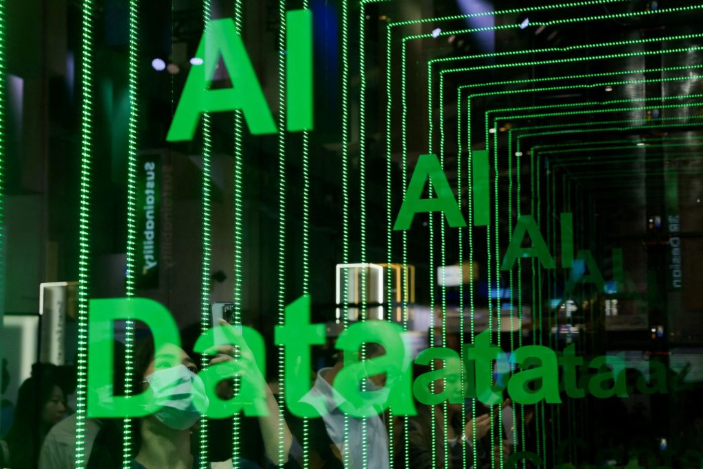 Economist: Πού «κόλλησε» η επανάσταση της τεχνητής νοημοσύνης;