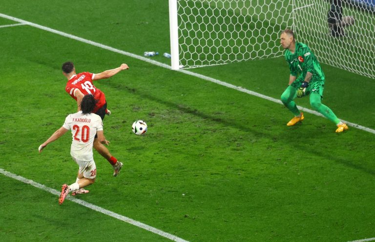 Ο Γκιουνόκ έκανε την απόκρουση του Euro