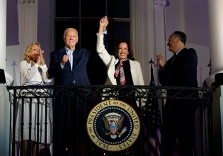 Νέα γκάφα Μπάιντεν: Περιέγραψε τον εαυτό του ως «την πρώτη μαύρη γυναίκα αντιπρόεδρο»