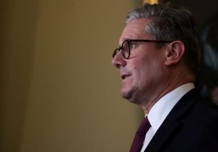 Κιρ Στάρμερ: Θετικό το πρώτο δείγμα από τον νέο πρωθυπουργό