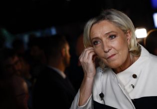 Εκλογές στη Γαλλία: Ολάντ και Γκλικσμάν χαιρετίζουν την ήττα της ακροδεξιάς