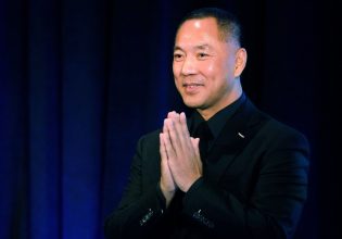 ΗΠΑ: Ένοχος Κινέζος απατεώνας μεγιστάνας – Η χλιδή με $1 δισ. εξαπατημένων followers, τα crypto και ο Τραμπ