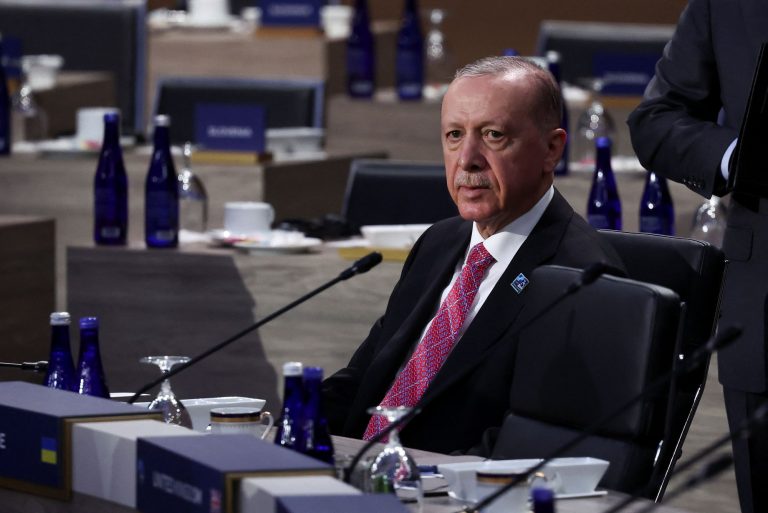 Ο Ερντογάν απειλεί το Ισραήλ ότι θα παρέμβει στο Ισραήλ όπως έκανε στη Λιβύη και το Ναγκόρνο Καραμπάχ