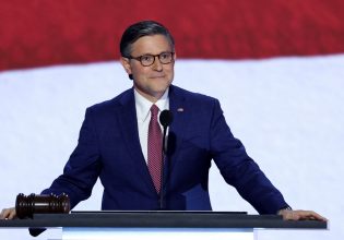 Τζο Μπάιντεν: Ο πρόεδρος της Βουλής των Αντιπροσώπων του ζητά να παραιτηθεί και από πρόεδρος