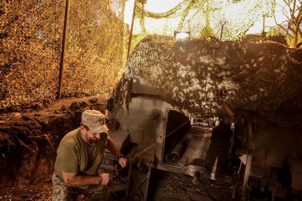 Ουκρανία: Στην Κίνα ο ΥΠΕΞ Ντμίτρο Κουλέμπα για συνομιλίες για τον τερματισμό του πολέμου