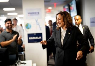 Κάμαλα Χάρις: Το BBC διαλύει κάθε fake news γύρω από την υποψήφια των Δημοκρατικών