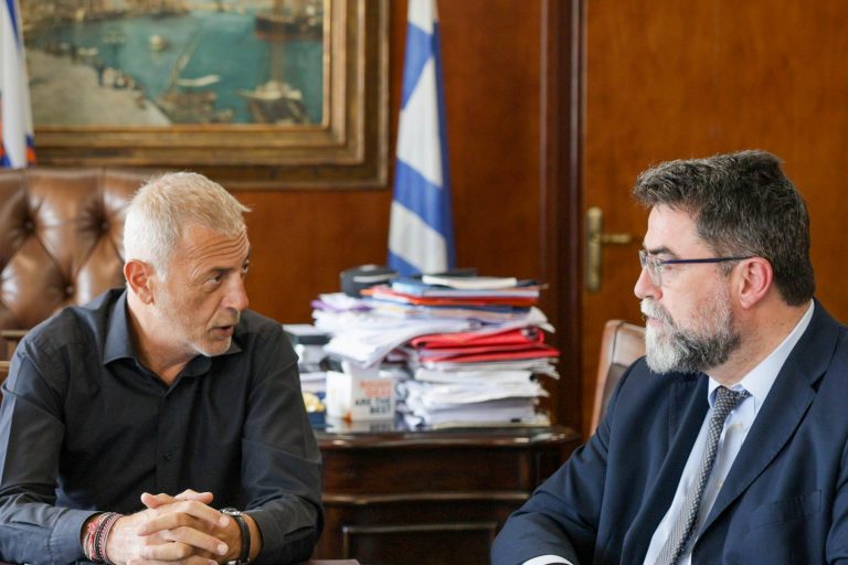 Συνάντηση εργασίας του Δημάρχου Πειραιά με τον Υφυπουργό Μεταφορών και Υποδομών