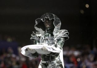 Ολυμπιακοί Αγώνες 2024: Το «X» δίκασε την τελετή έναρξης – «Αυτά που κάνουν οι Γάλλοι τα έκανε ο Δαλιανίδης πριν 50 χρόνια»