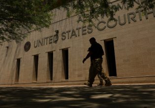 Μεξικό: Ο Ομπραδόρ ζητά «πλήρη αναφορά» για τη σύλληψη του αρχηγού του καρτέλ Σιναλόα