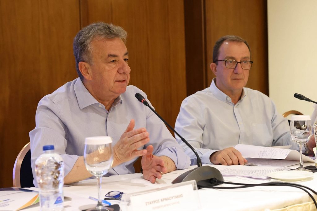 Πόρους για την ανασυγκρότηση των σεισμόπληκτων περιοχών ζητάει ο περιφερειάρχης Κρήτης