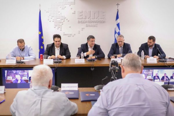 Αποδίδονται στις Περιφέρειες τα χρήματα από τους Αναπτυξιακούς Νόμους παρελθόντων ετών