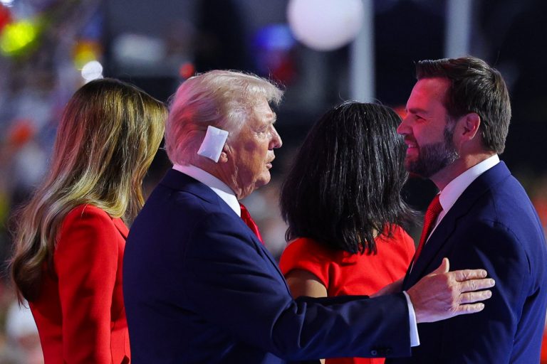 Πώς το δίδυμο Τραμπ-Βανς ευθυγραμμίζει τους Ρεπουμπλικάνους με την ακροδεξιά της Ευρώπης