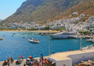 Κάβος πλοίου έσπασε και χτύπησε δύο άτομα που επέβαιναν σε μηχανή στο λιμάνι της Σίφνου