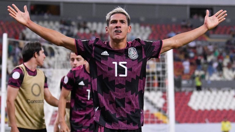 «Ολοκληρώνεται η μεταγραφή του Αντούνα στην ΑΕΚ»